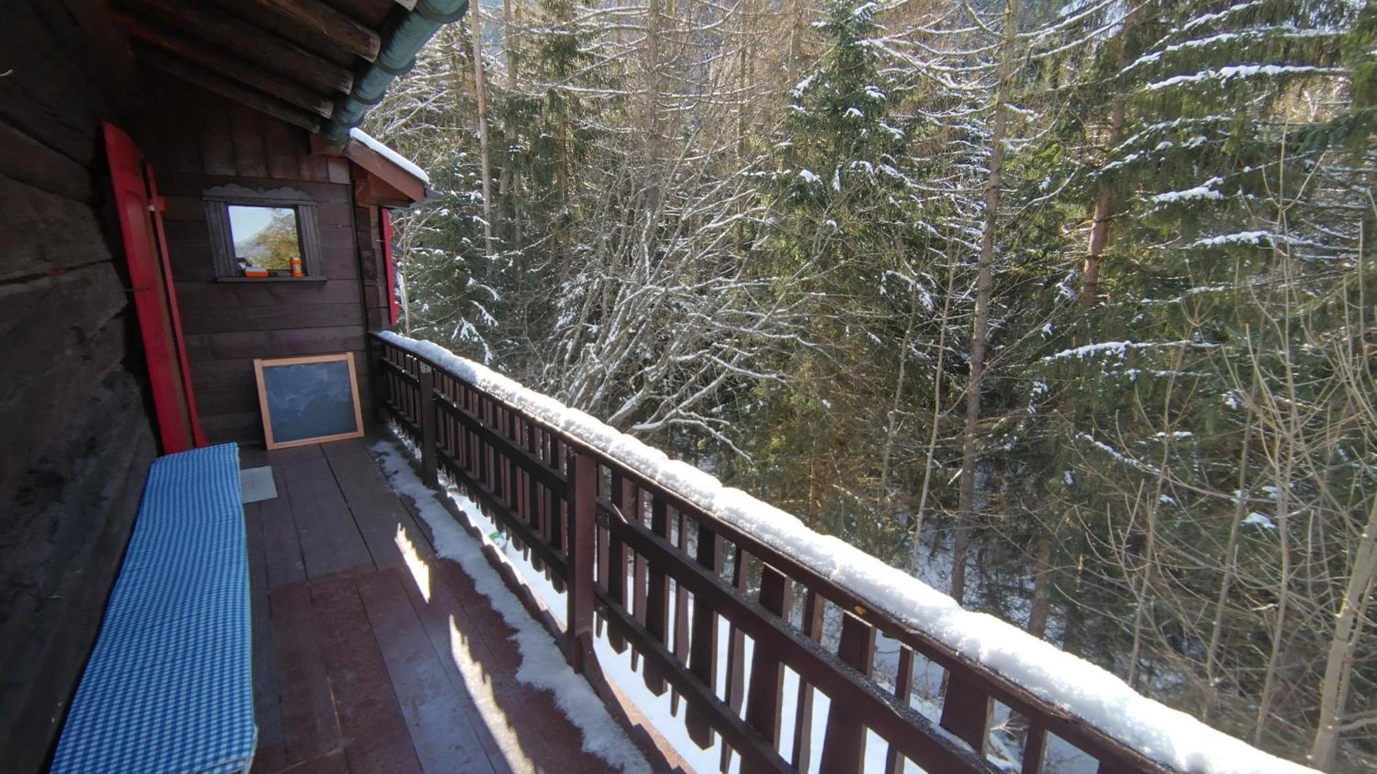 Petit Chalet Rustique Et Bucolique Bovernier Bagian luar foto