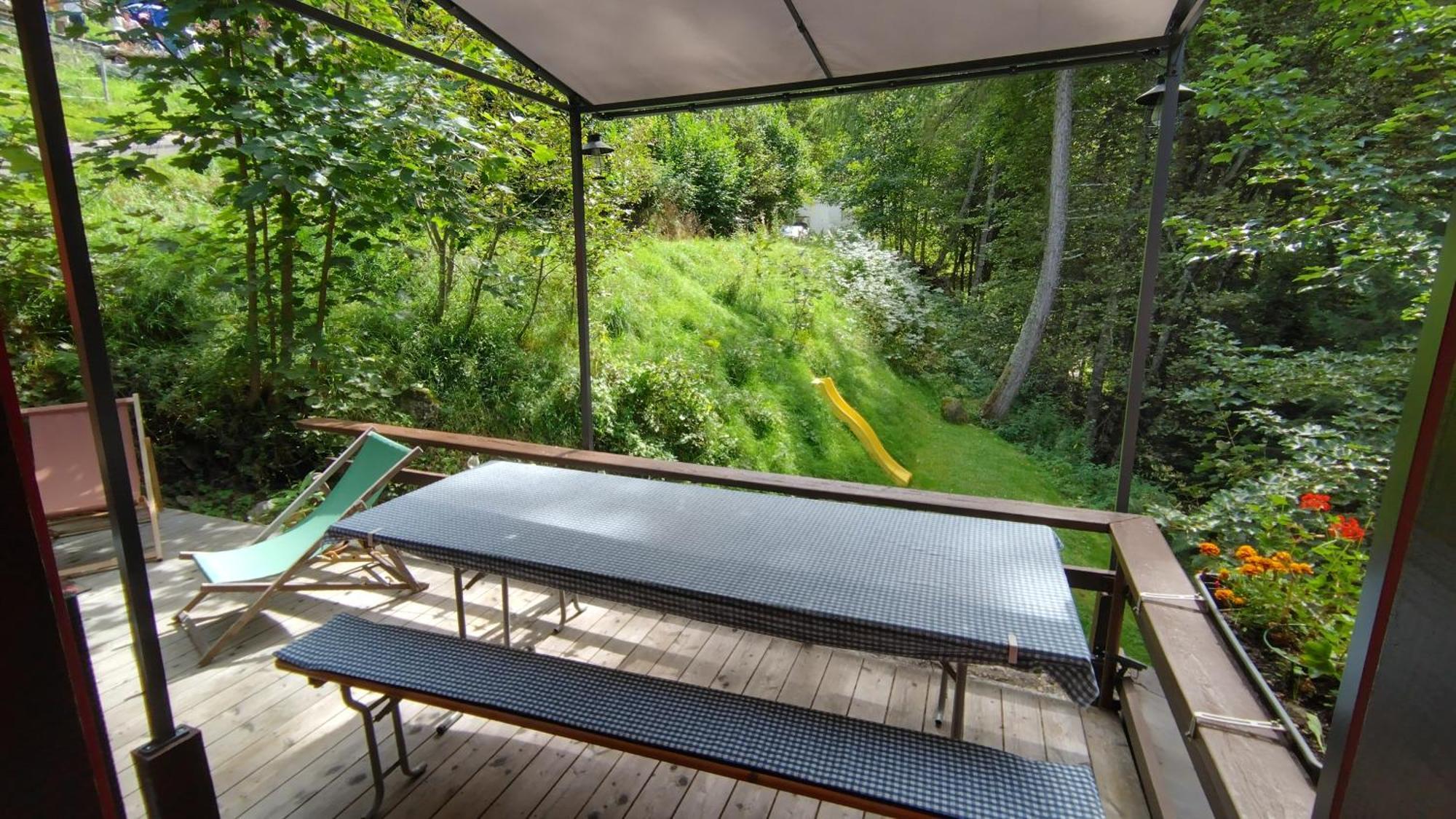 Petit Chalet Rustique Et Bucolique Bovernier Bagian luar foto