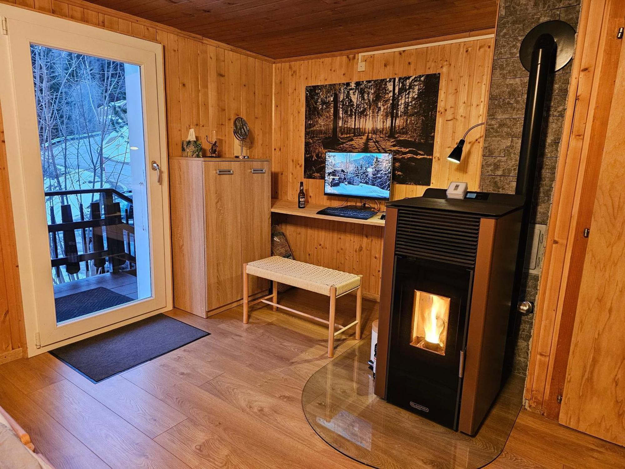 Petit Chalet Rustique Et Bucolique Bovernier Bagian luar foto